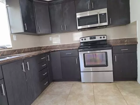 3701 SW 48th Ave, Pembroke Park, FL 33023