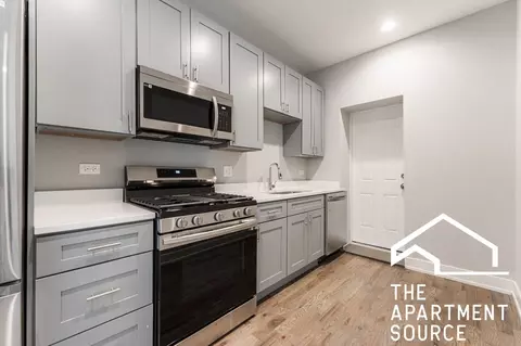 926 W 32nd Pl #2F, Chicago, IL 60608