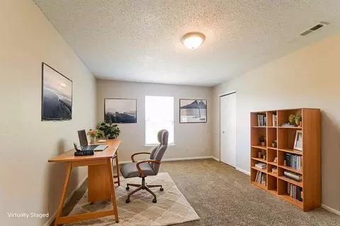 9322 W Dockside Cir, Pendleton, IN 46064 photo 16