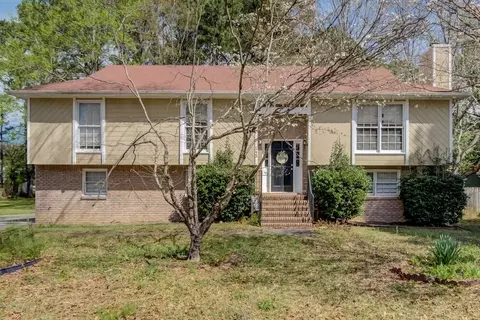 1233 Willow Creek Pl, Alabaster, AL 35007