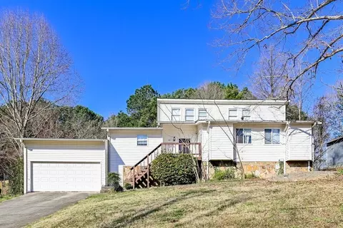 9227 Chestnut Lake Dr, Jonesboro, GA 30236