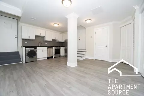w roscoe st, Chicago, IL 60634