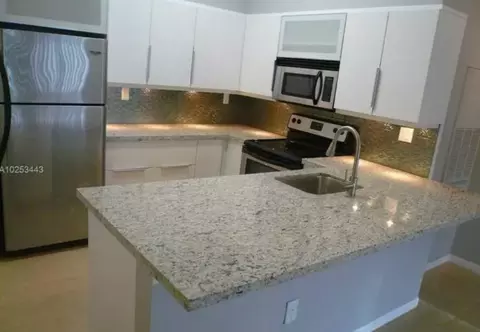 2445 SW 18th Ter #4, Fort Lauderdale, FL 33315