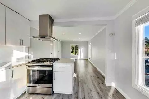 1922 Sacramento St, Berkeley, CA 94702