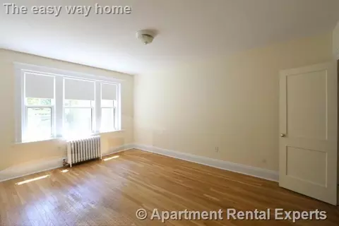 19 Wendell St #1, Cambridge, MA 02138