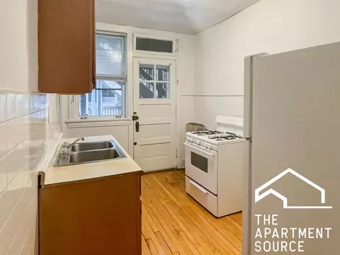 5057 N Damen Ave #1E, Chicago, IL 60625