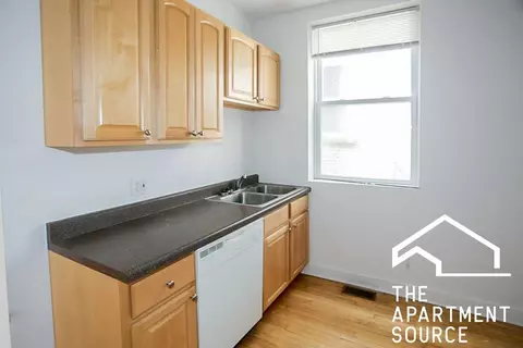 859 W Cornelia Ave #1S, Chicago, IL 60657