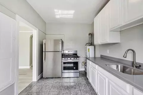 1824 Linden St #15, Oakland, CA 94607