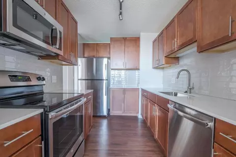 175 N Harbor Dr #2-2-5, Chicago, IL 60601