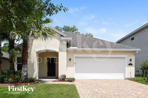 8906 Devon Pines Dr, Jacksonville, FL 32211
