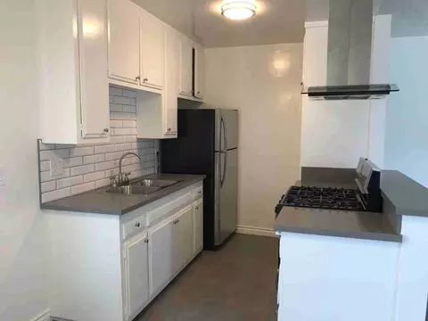 3723 Mentone Ave, Los Angeles, CA 90034