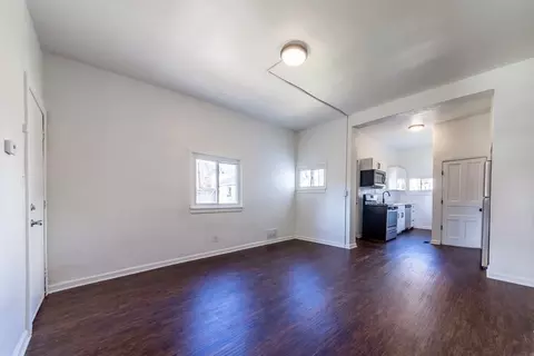 615 E Warrington Ave, Pittsburgh, PA 15210