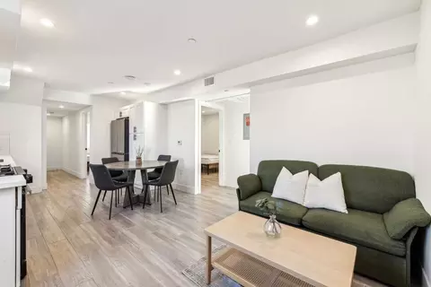 1314 W 35th Pl, Los Angeles, CA 90007