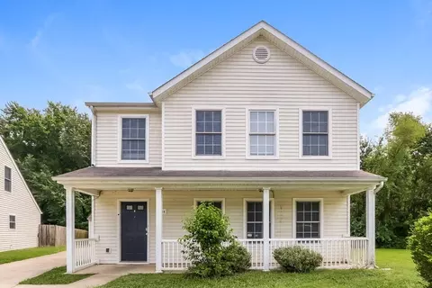 6714 Hunters Creek Blvd, Louisville, KY 40258