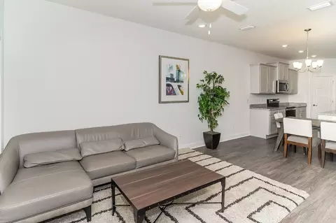 1160 Walker Point Way, Brunswick, GA 31525