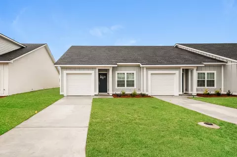 1049 Walker Point Way, Brunswick, GA 31525