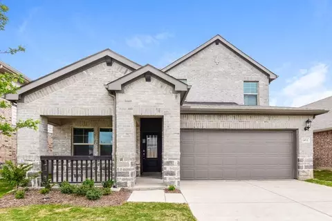 1411 Rolling Fox Dr, Forney, TX 75126