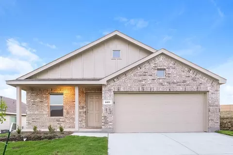 8401 Hollow Bend St, Fort Worth, TX 76123