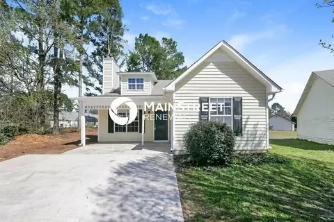 1514 N Hampton Ct, Hampton, GA 30228