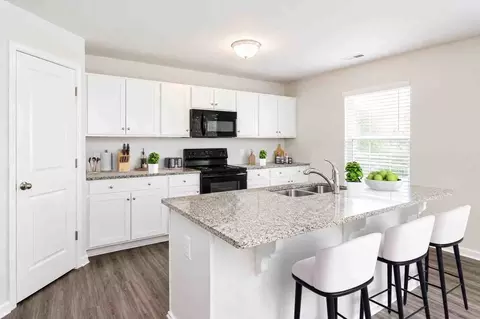 2944 Ember Brook Ct, Castle Hayne, NC 28429
