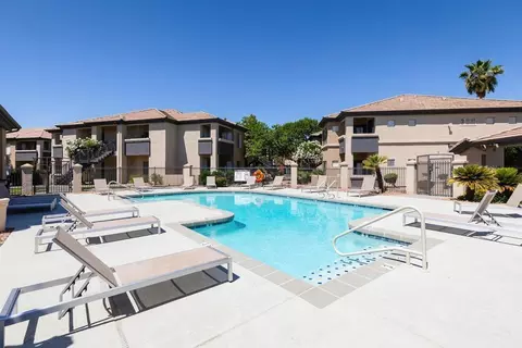 6515 W Mcdowell Rd, Phoenix, AZ 85035