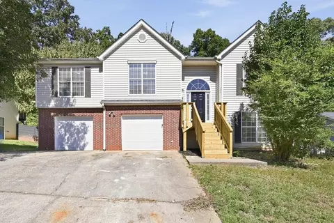 2834 Heather Ridge Ln, Jonesboro, GA 30236