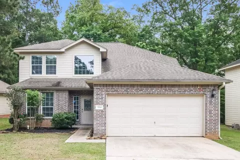 3514 White Oak Point Dr, Conroe, TX 77304