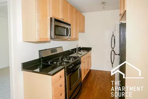 3814 N Sheffield Ave #2W, Chicago, IL 60613