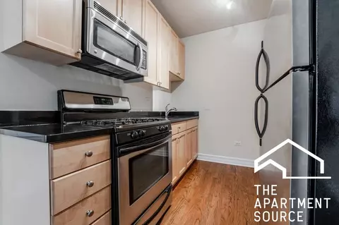 3814 N Sheffield Ave #2W, Chicago, IL 60613