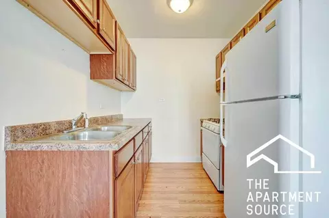 2600 N Kimball Ave #312, Chicago, IL 60647