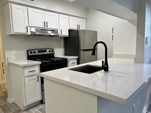 13610 N 51st Ave, Glendale, AZ 85304