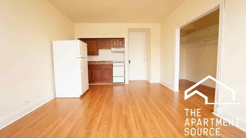 2779 N Milwaukee Ave #123, Chicago, IL 60647