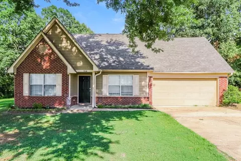 7444 Holly Grove Dr, Olive Branch, MS 38654