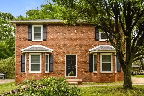 1135 SE Broad St, Murfreesboro, TN 37130