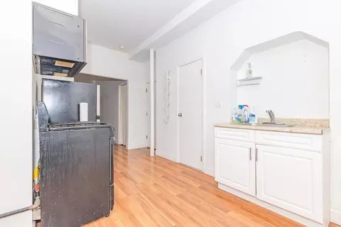 293 Wyckoff Ave #2r, Brooklyn, NY 11237