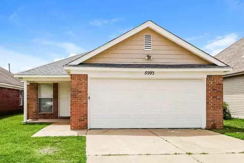 5993 E Wagon Hill Rd, Millington, TN 38053