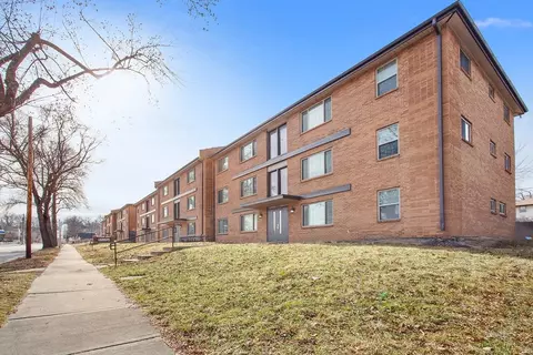 7000 Cleveland Ave, Kansas City, MO 64132