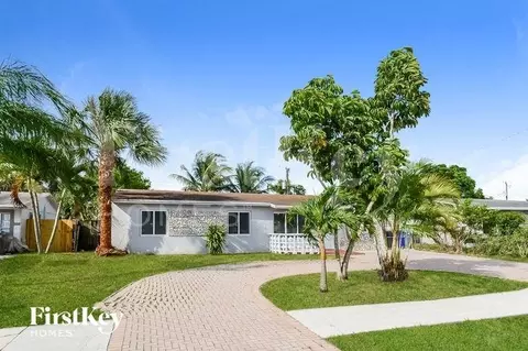 6820 SW 16th Ct, North Lauderdale, FL 33068