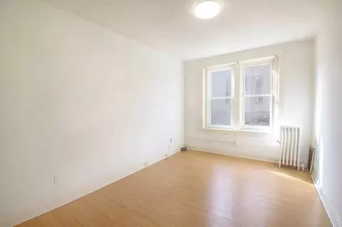 423 Biddle Ave, Wilkinsburg, PA 15221