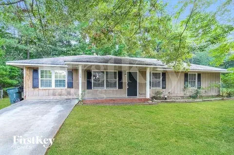 136 Longstreet Cir, Oxford, GA 30054