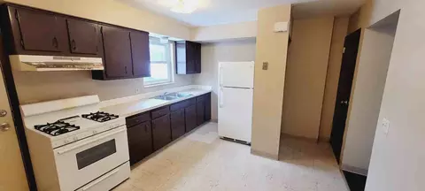 1600 10th St NE #00, Canton, OH 44705