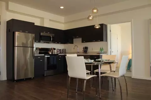 33 Seneca Ave, San Francisco, CA 94112