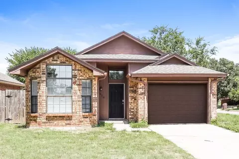 1416 Horncastle St, Fort Worth, TX 76134
