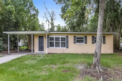 6930 Bernay Ave, Jacksonville, FL 32205