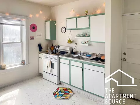 1825 W Foster Ave #3, Chicago, IL 60640