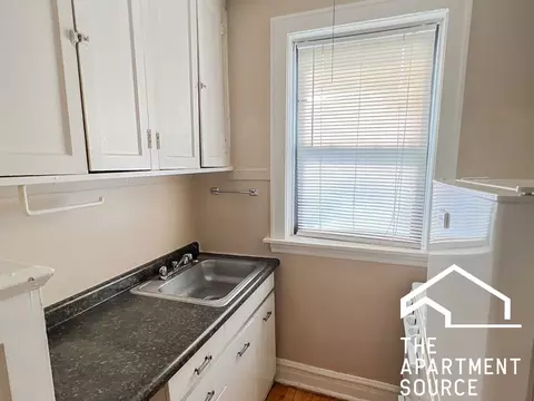 3620 N Marshfield Ave #2B, Chicago, IL 60613