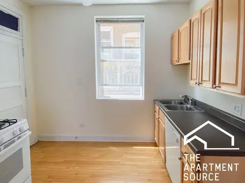 857 W Cornelia Ave #2N, Chicago, IL 60657
