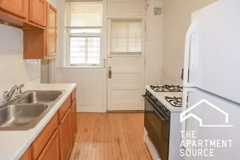 5055 N Damen Ave #1E, Chicago, IL 60625