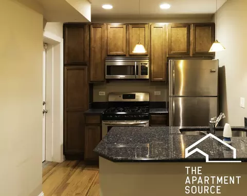 3810 N Marshfield Ave #2, Chicago, IL 60613