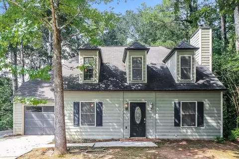 4818 W Mceachern Woods Dr, Powder Springs, GA 30127